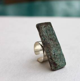 Greenful, raku design gyűrű ezüst alapon